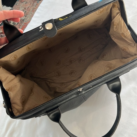 Fenicottero Black Leather Graffiti Bag - Picture 4 of 9